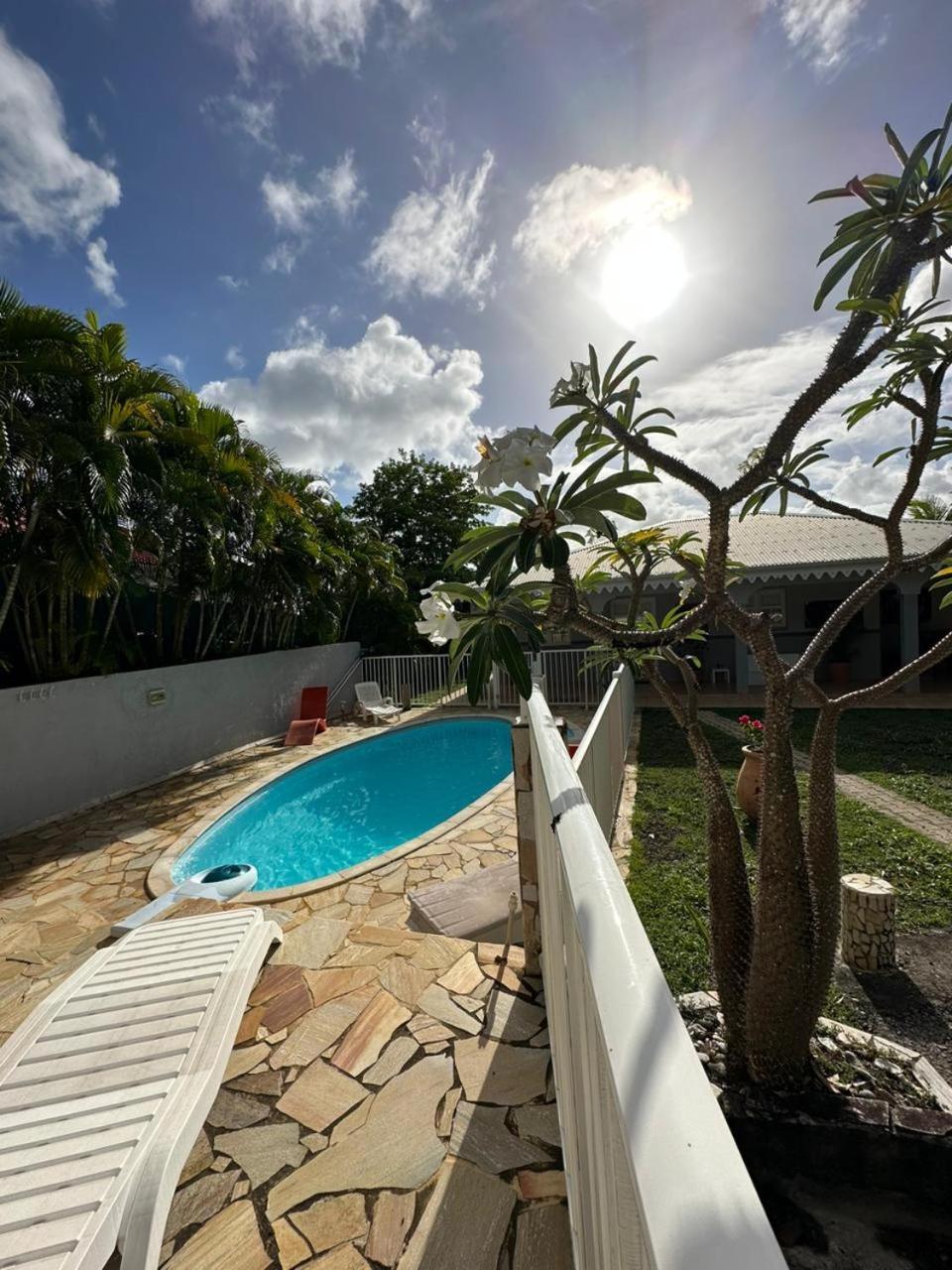 Villa Emmanuel Le Plaisir Des Vacances Sainte-Luce Luaran gambar